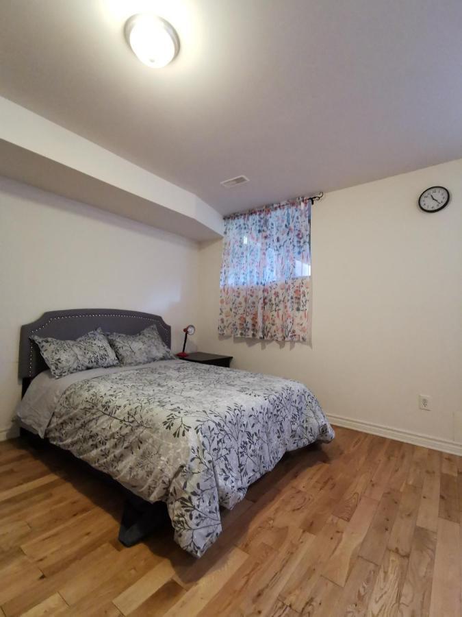 Comfort Townhouse Close To Airport Appartement Montréal